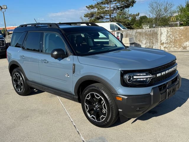 Certified 2025 Ford Bronco Sport Outer Banks w/ Outer Banks Tech Package+ AWD/4WD image 8