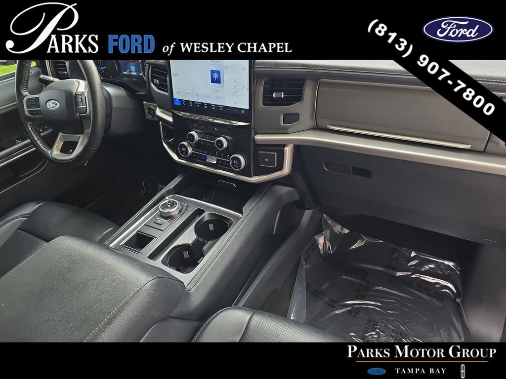 Certified 2024 Ford Expedition Max XLT RWD image 10