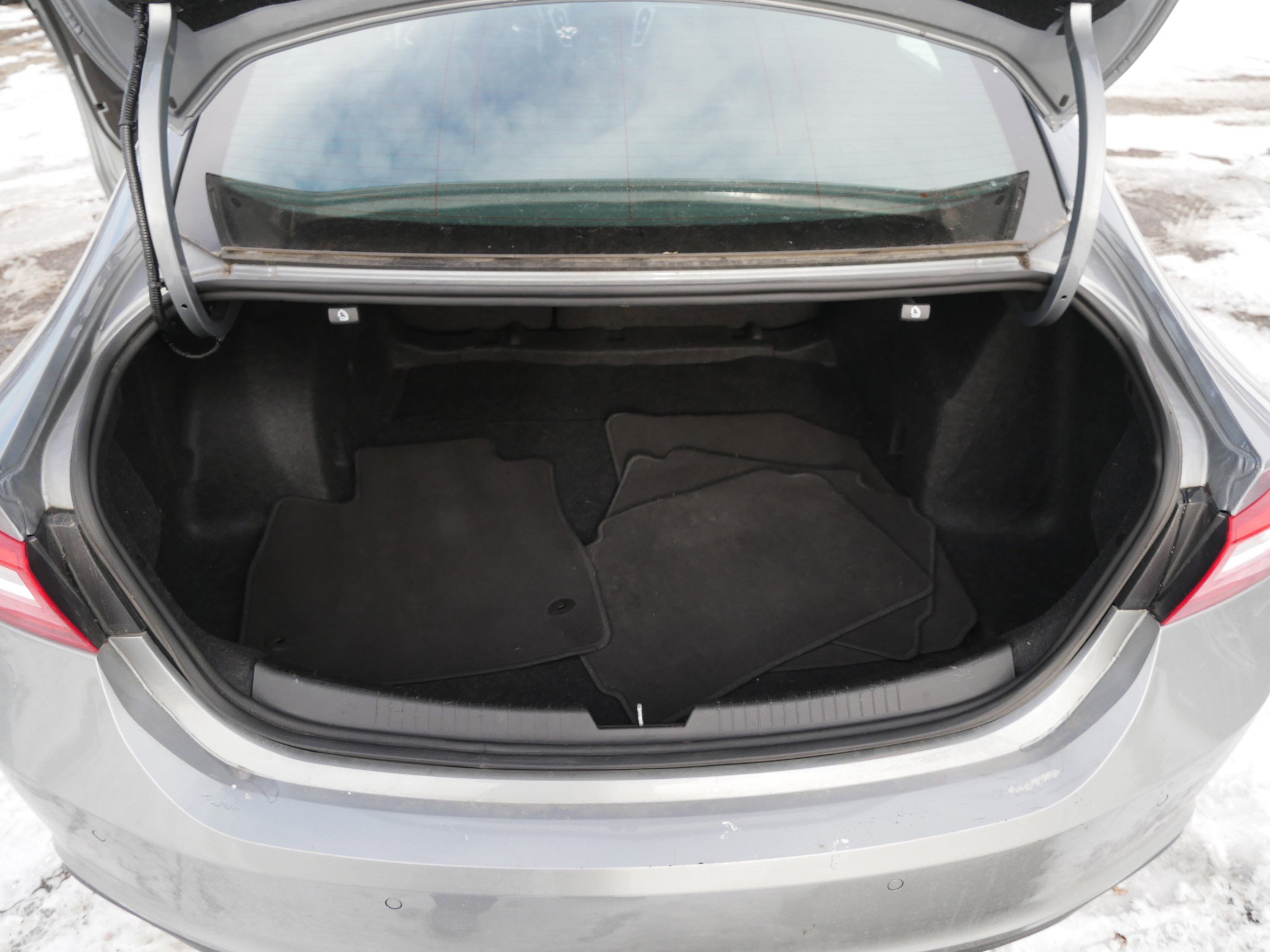 Used 2024 Chevrolet Malibu LT image 18