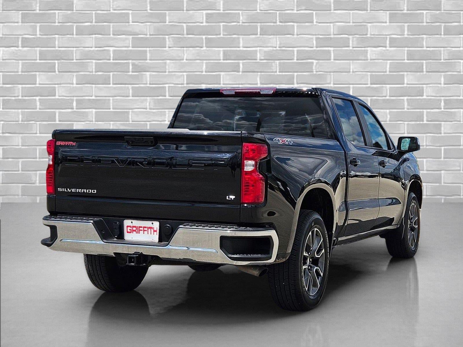 Used 2023 Chevrolet Silverado 1500 LT AWD/4WD image 5