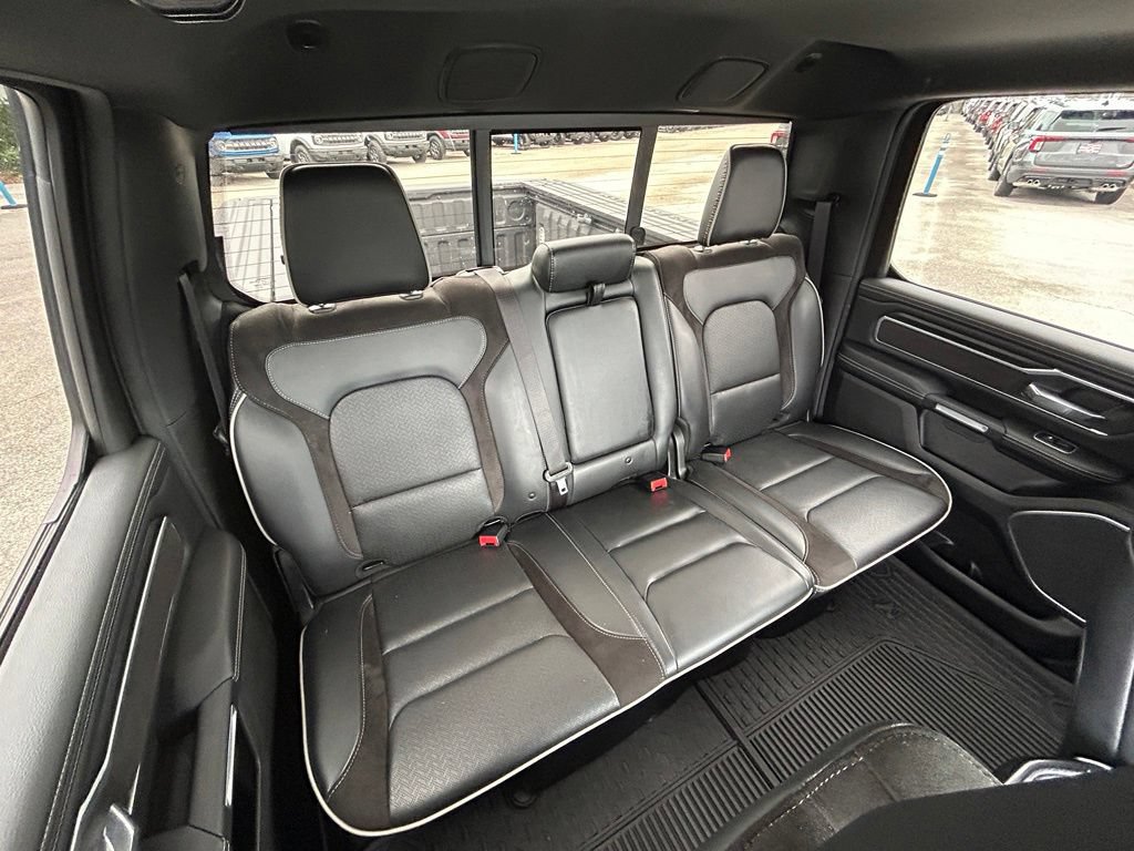 Used 2023 RAM 1500 Laramie RWD image 34