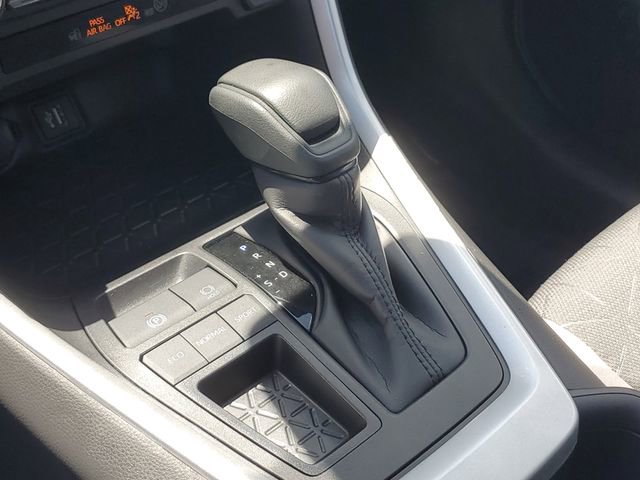Used 2025 Toyota RAV4 XLE w/ Convenience Package FWD image 28