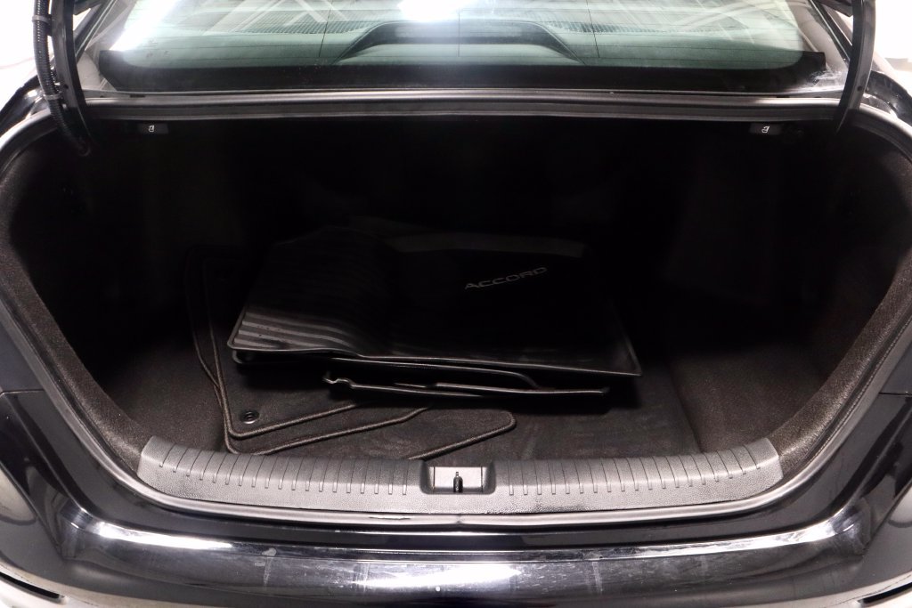 Used 2023 Honda Accord EX-L image 14