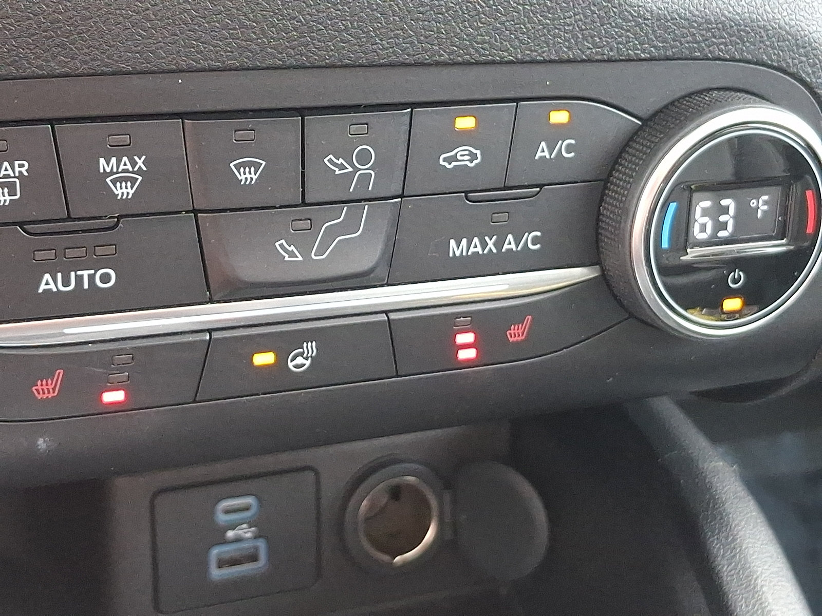 Certified 2020 Ford Escape SEL FWD image 26