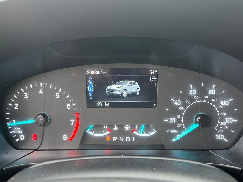 Certified 2022 Ford Escape SE w/ SE Sport Appearance Package image 17