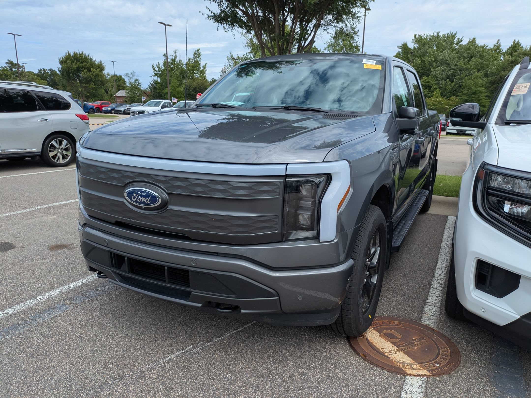 Certified 2023 Ford F150 Lightning Lariat w/ Equipment Group 511A High AWD/4WD image 3
