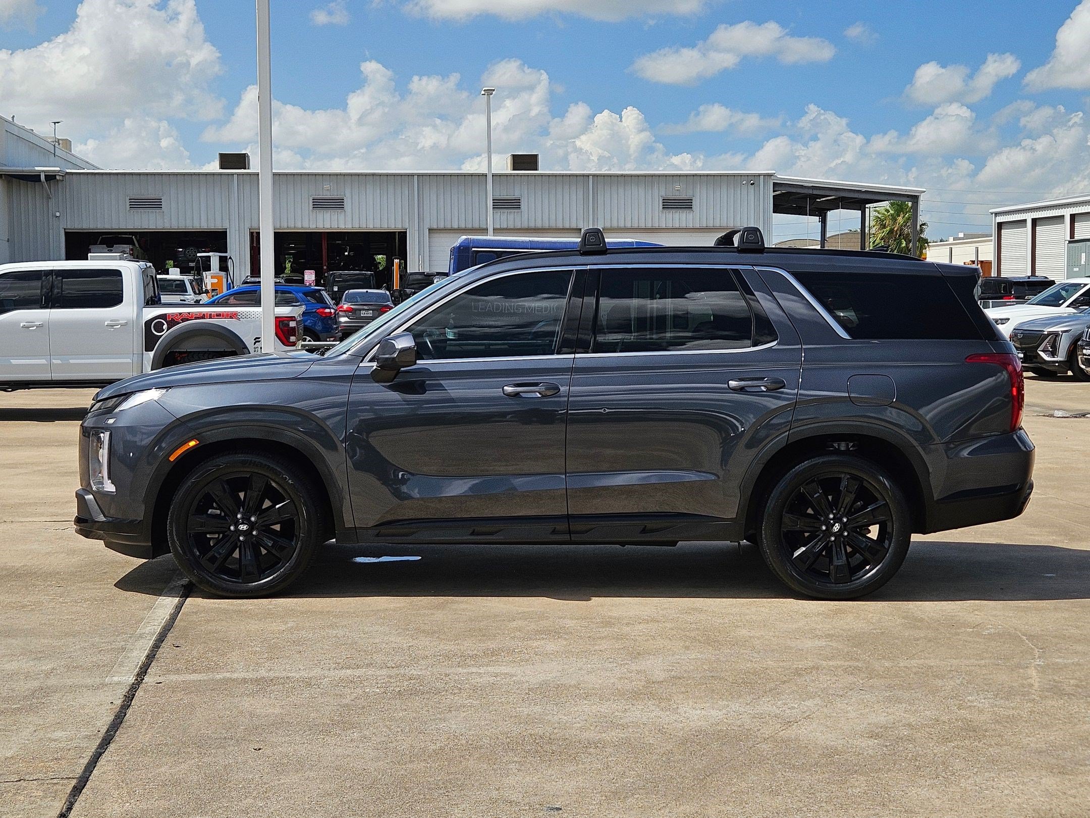 Used 2024 Hyundai Palisade XRT FWD image 9