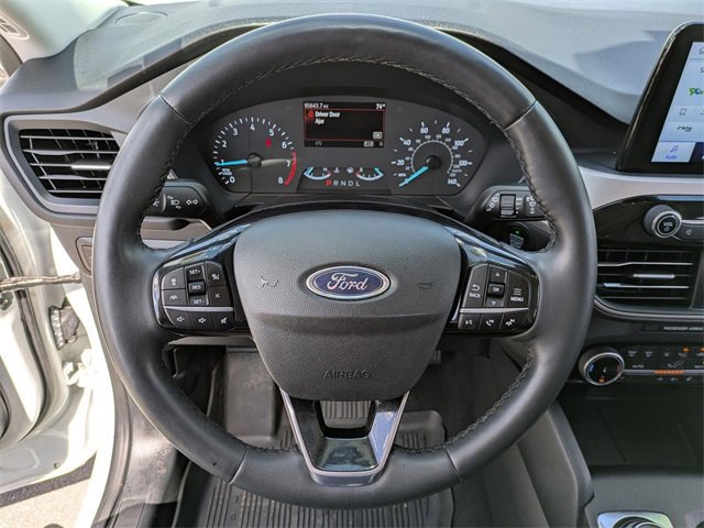 Certified 2022 Ford Escape SE w/ SE Sport Appearance Package image 9