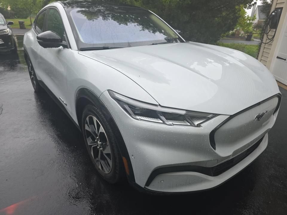 Certified 2023 Ford Mustang Mach-E Premium AWD/4WD image 2