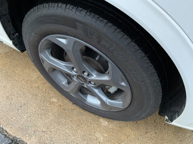 Certified 2023 Ford Escape ST-Line w/ Tech Pack #1 image 9