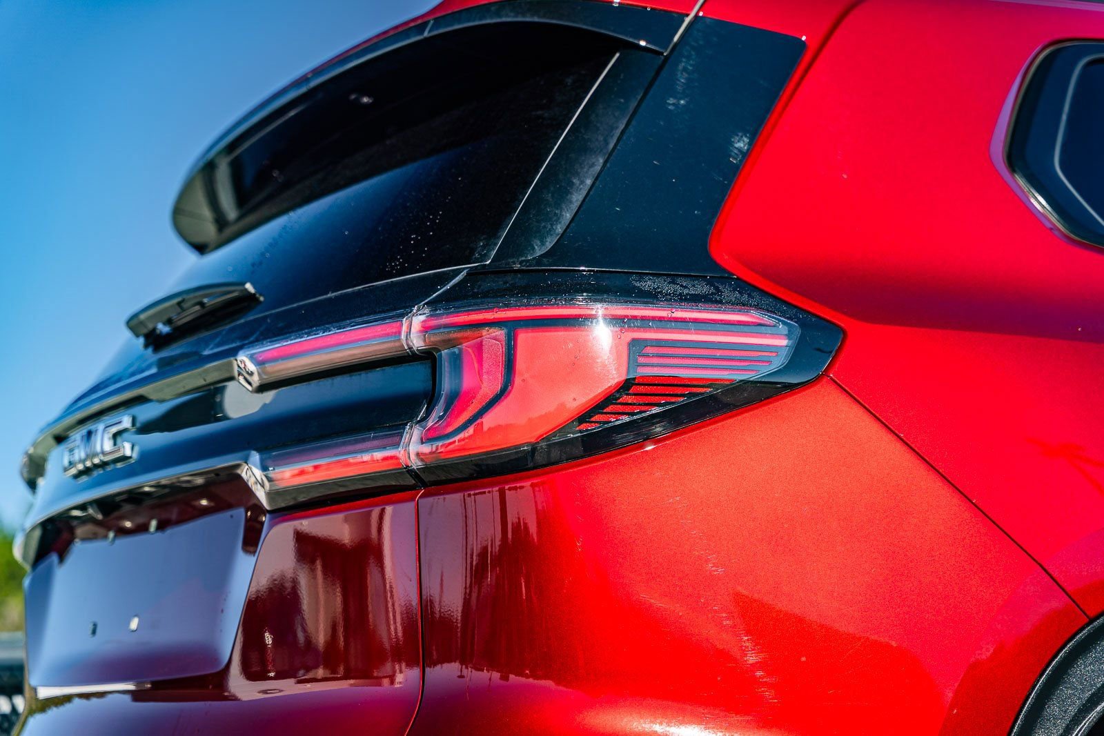 Used 2024 GMC Acadia Elevation w/ Black Edition image 14