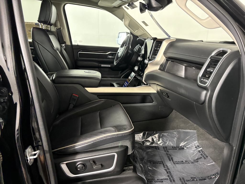 Used 2022 RAM 1500 Laramie AWD/4WD image 34