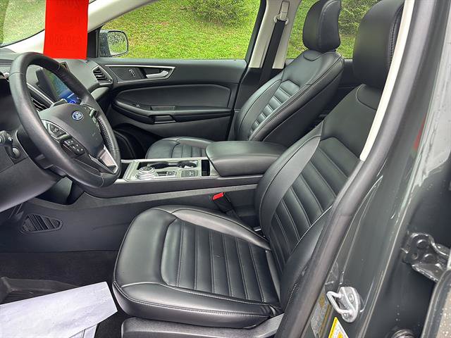 Certified 2024 Ford Edge SEL w/ Convenience Package AWD/4WD image 11