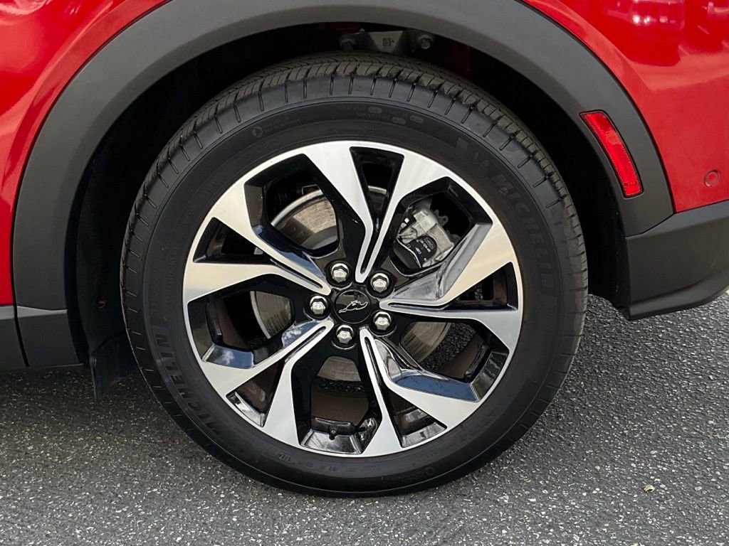 Certified 2024 Ford Mustang Mach-E Select image 13