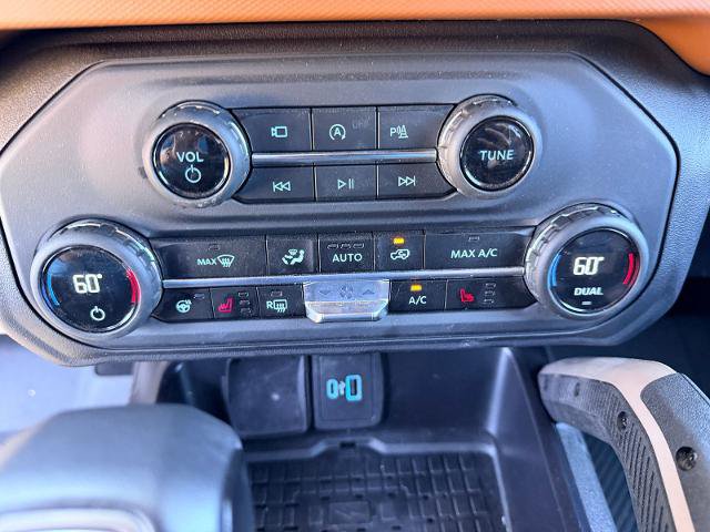 Certified 2024 Ford Bronco Outer Banks AWD/4WD image 17