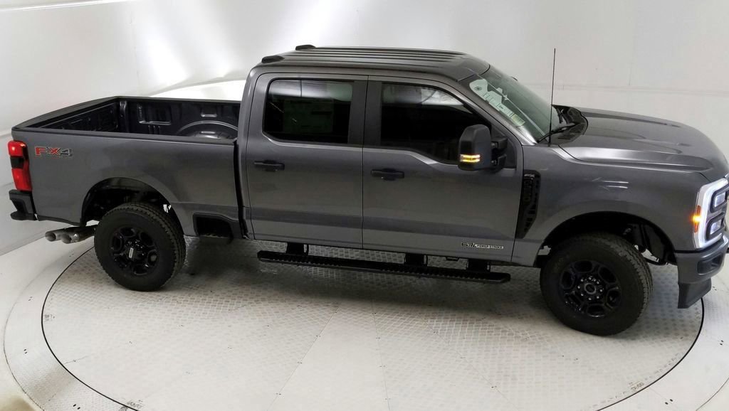 Certified 2024 Ford F250 XL w/ STX Appearance Package AWD/4WD image 17