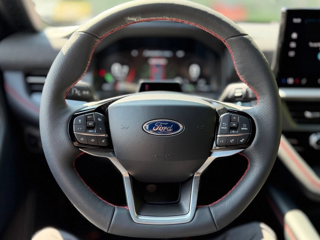Certified 2026 Ford Explorer ST-Line AWD/4WD image 8