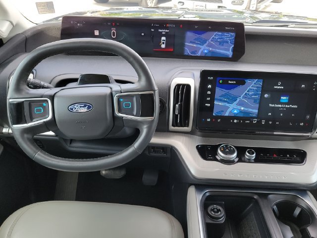Certified 2025 Ford Expedition Max Active AWD/4WD image 10