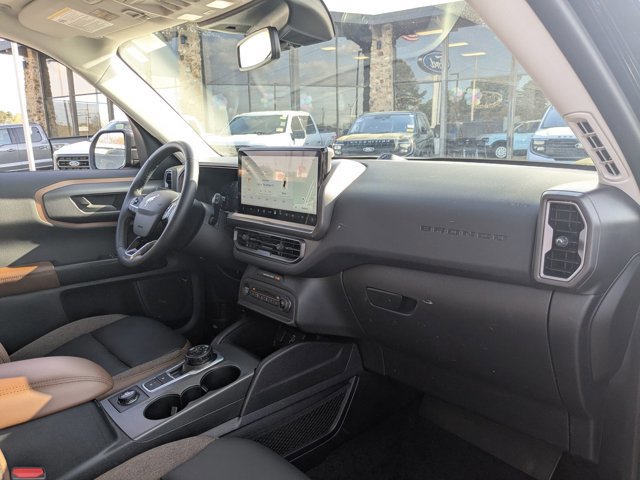 Certified 2025 Ford Bronco Sport Outer Banks w/ Outer Banks Tech Package+ image 37