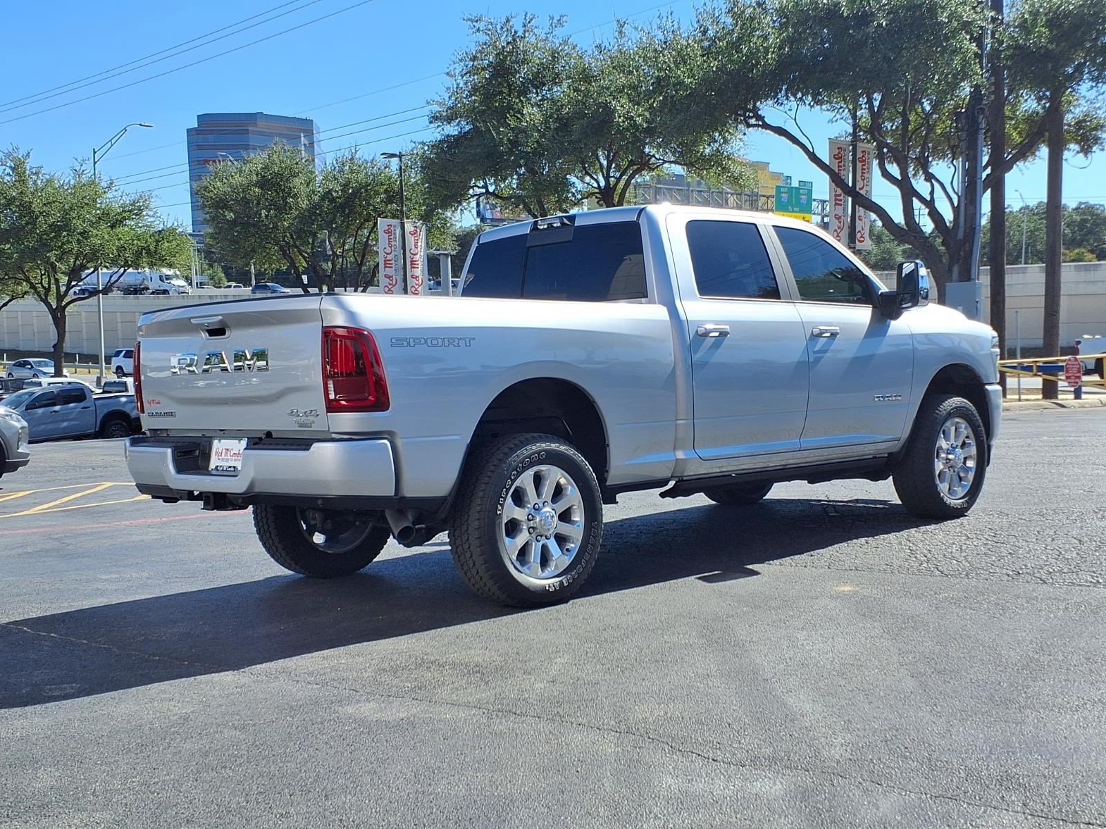Used 2026 RAM 2500 Laramie AWD/4WD image 6