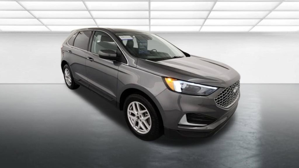 Certified 2023 Ford Edge SEL image 9