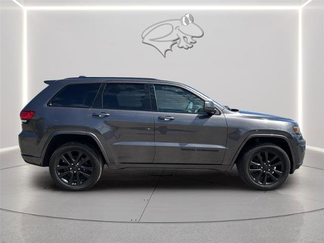 Used 2020 Jeep Grand Cherokee Altitude AWD/4WD image 6