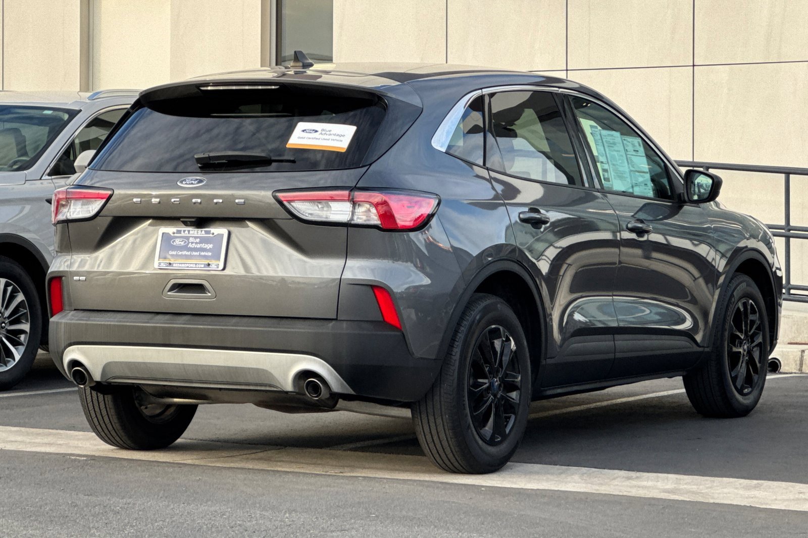Certified 2022 Ford Escape SE w/ Convenience Package image 3