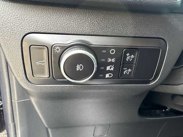 Certified 2025 Ford Escape Platinum image 18