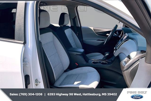 Used 2022 Chevrolet Equinox LS image 8