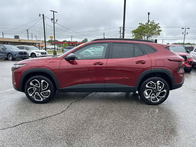 Used 2025 Chevrolet Trax RS w/ Driver Confidence Package FWD image 7