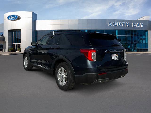 Certified 2022 Ford Explorer XLT w/ Equipment Group 202A image 4