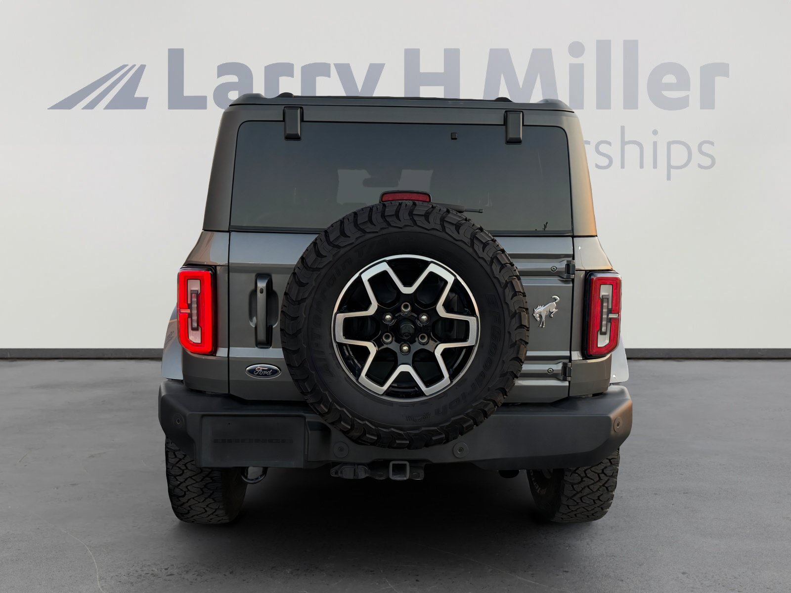 Certified 2022 Ford Bronco Outer Banks AWD/4WD image 4