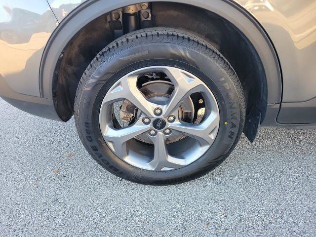 Certified 2025 Ford Escape ST-Line Select AWD/4WD image 5