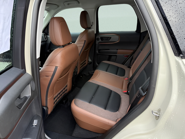 Certified 2025 Ford Bronco Sport Outer Banks w/ Outer Banks Tech Package+ AWD/4WD image 5