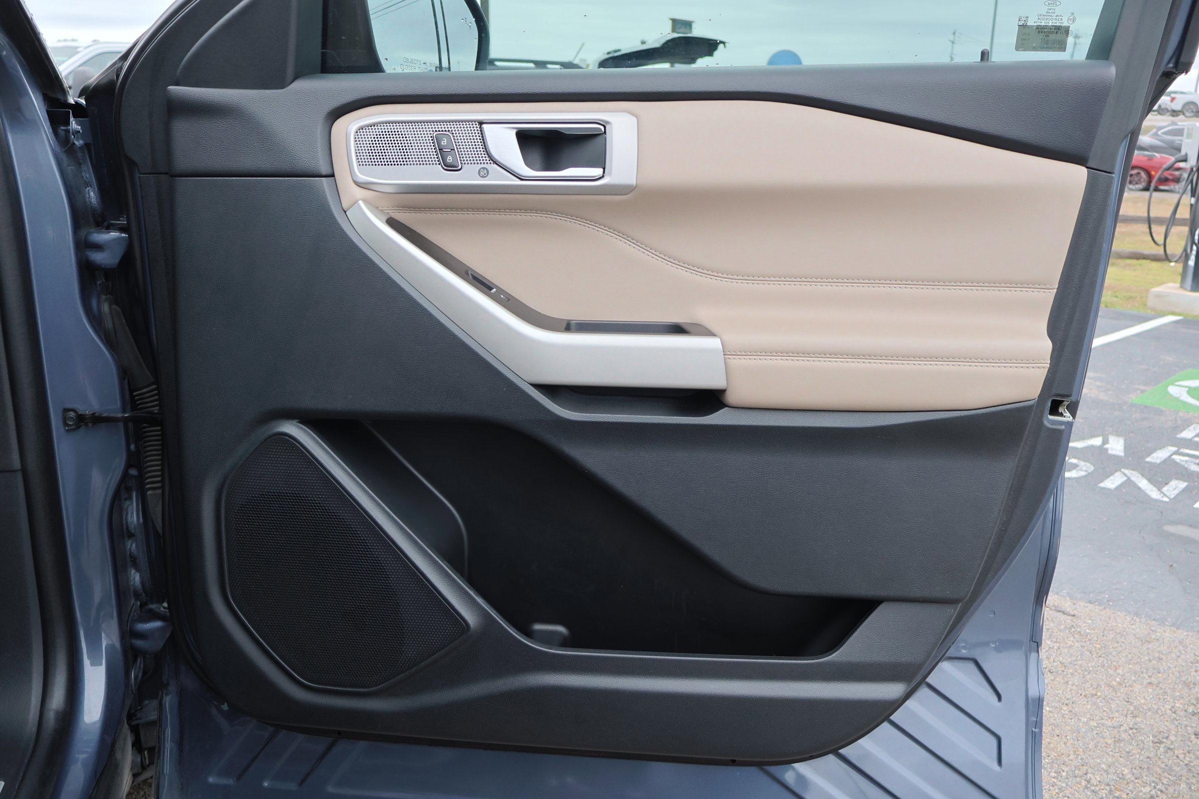 Certified 2021 Ford Explorer Limited w/ Hybrid Equipment Group 310A image 42