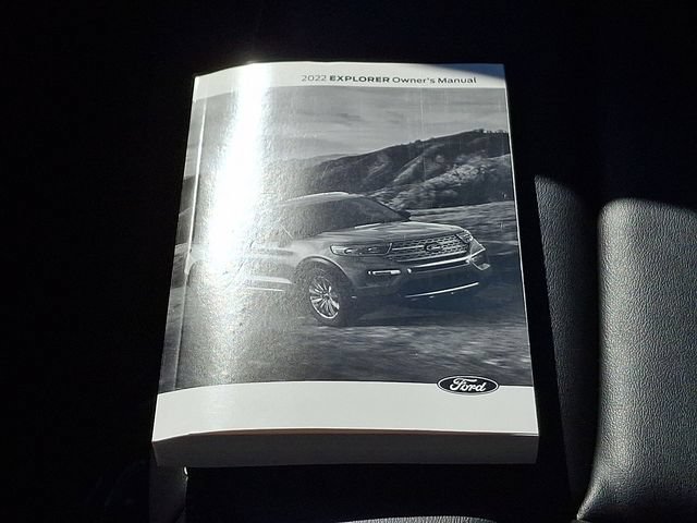 Certified 2022 Ford Explorer XLT w/ Equipment Group 202A AWD/4WD image 34