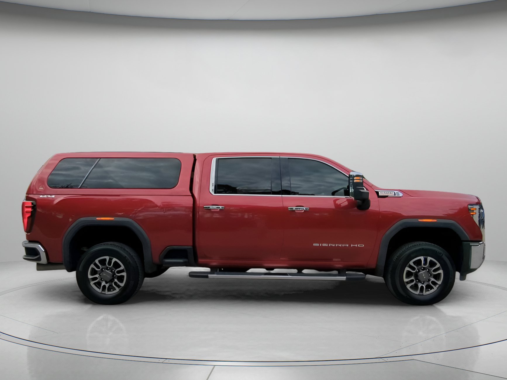 Used 2024 GMC Sierra 2500 SLT w/ SLT Premium Package AWD/4WD image 32