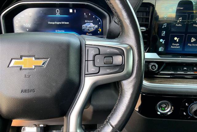Used 2022 Chevrolet Silverado 1500 LT AWD/4WD image 25