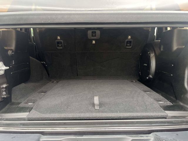 Used 2018 Jeep Wrangler Unlimited Sahara AWD/4WD image 13