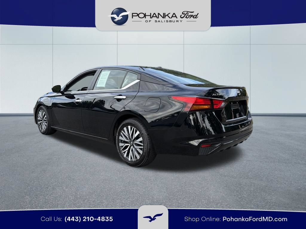 Used 2024 Nissan Altima 2.5 SV FWD image 7