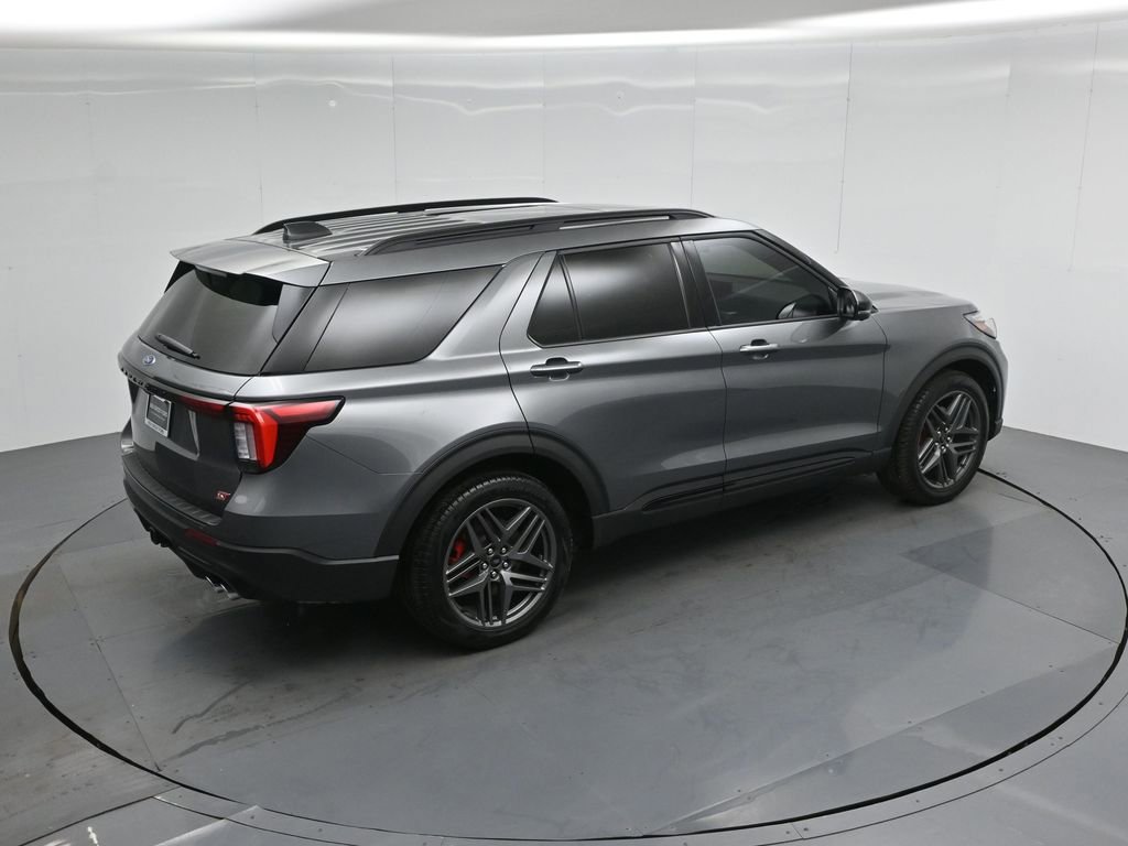 Certified 2025 Ford Explorer ST w/ Sun And Sound Package AWD/4WD image 45