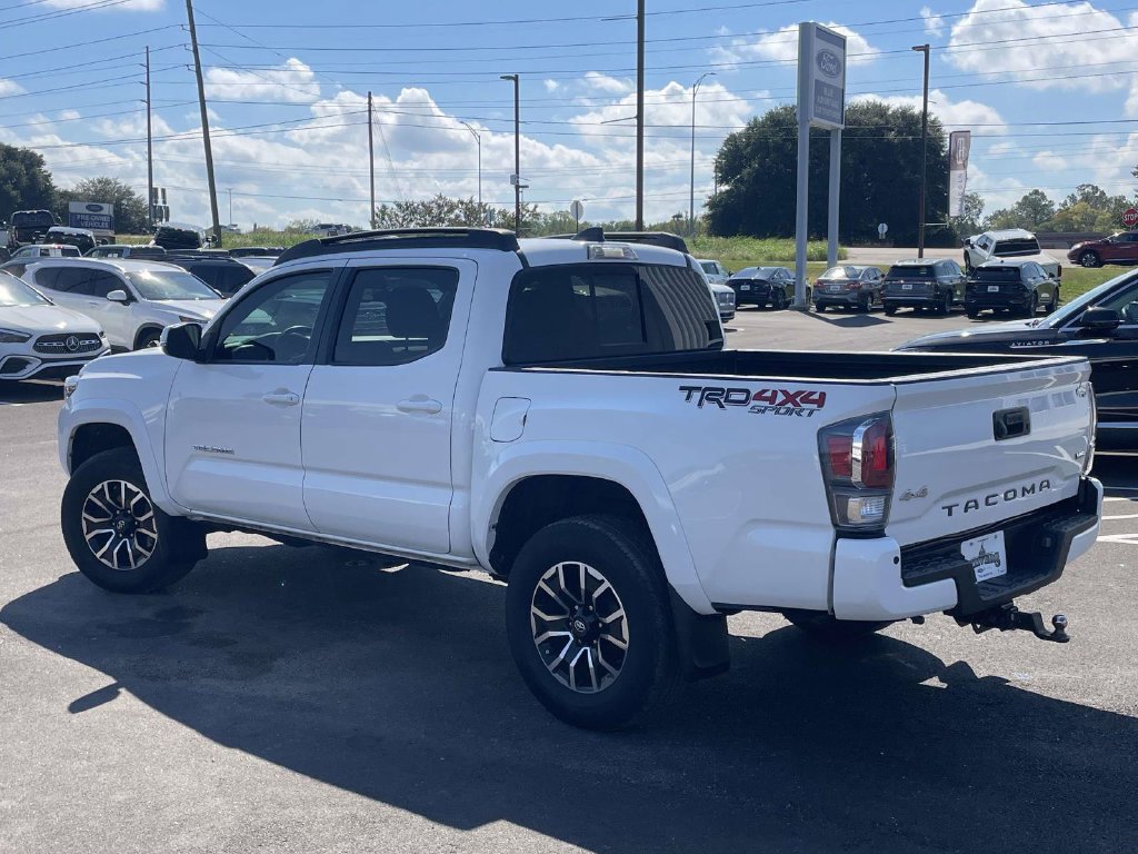 Used 2023 Toyota Tacoma TRD Sport w/ Technology Package AWD/4WD image 5