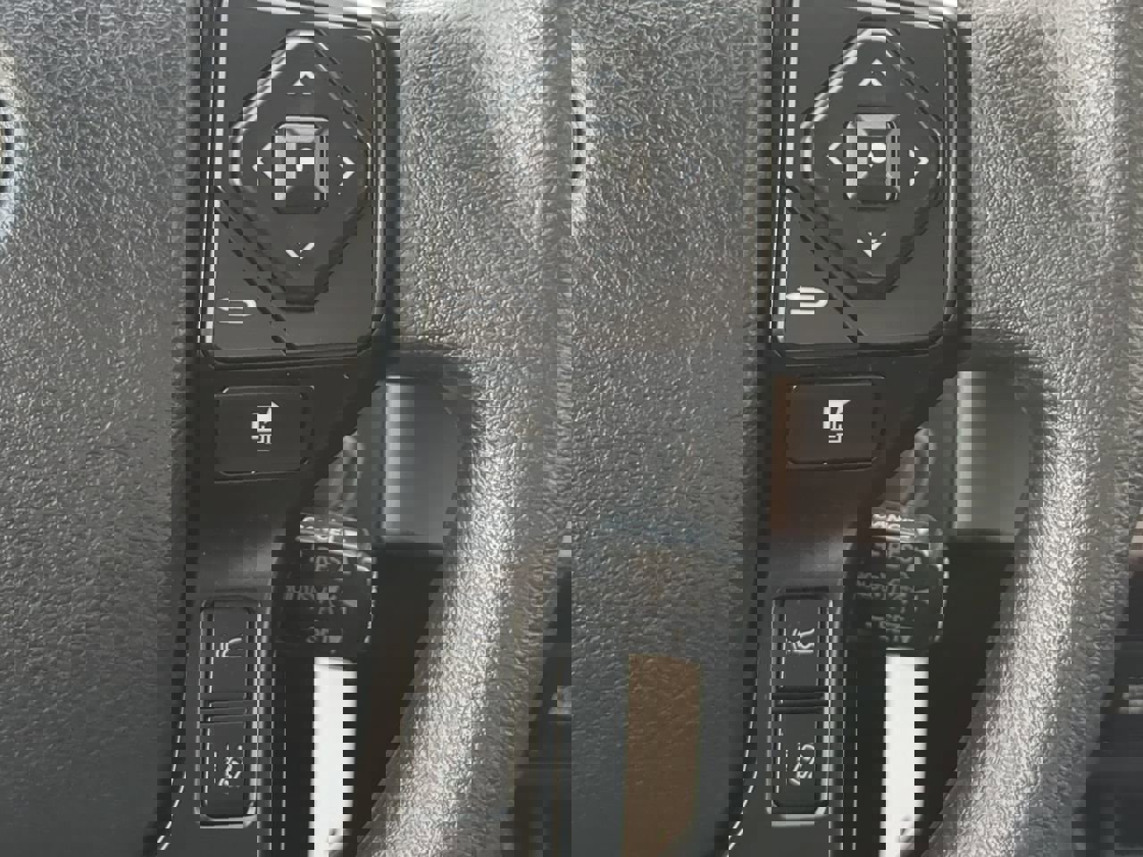 Used 2018 Toyota Tacoma SR w/ SR Convenience Package image 22