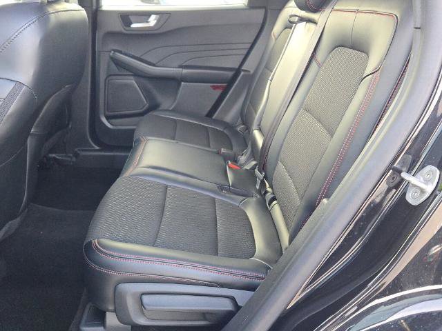 Certified 2025 Ford Escape ST-Line Select AWD/4WD image 18