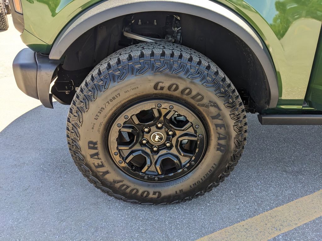 Certified 2025 Ford Bronco Badlands image 11