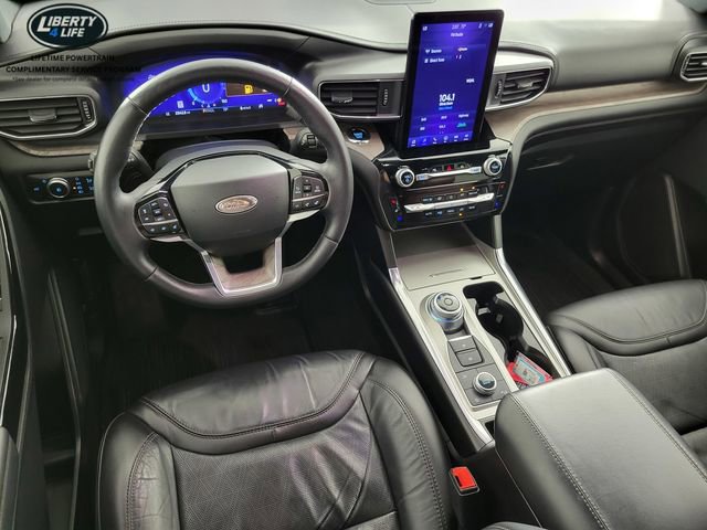 Certified 2023 Ford Explorer Platinum w/ Technology Package image 33