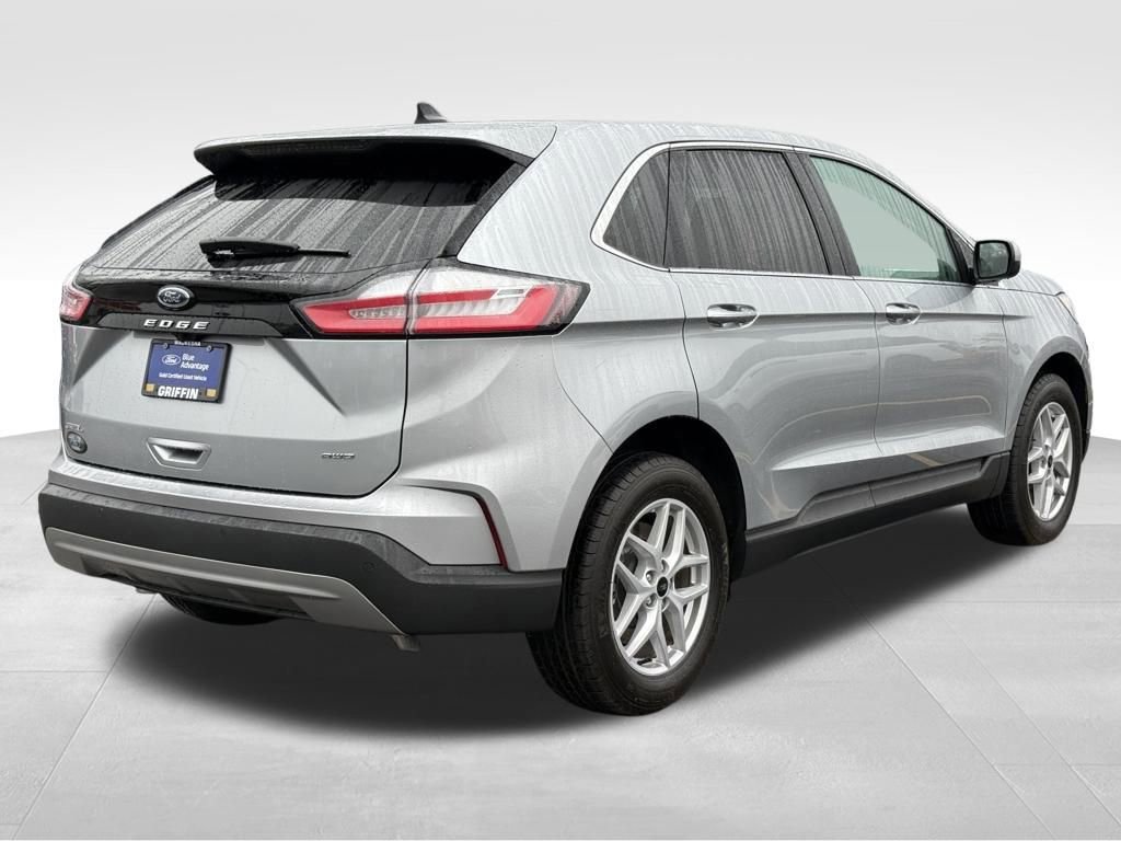 Certified 2024 Ford Edge SEL w/ Convenience Package image 4