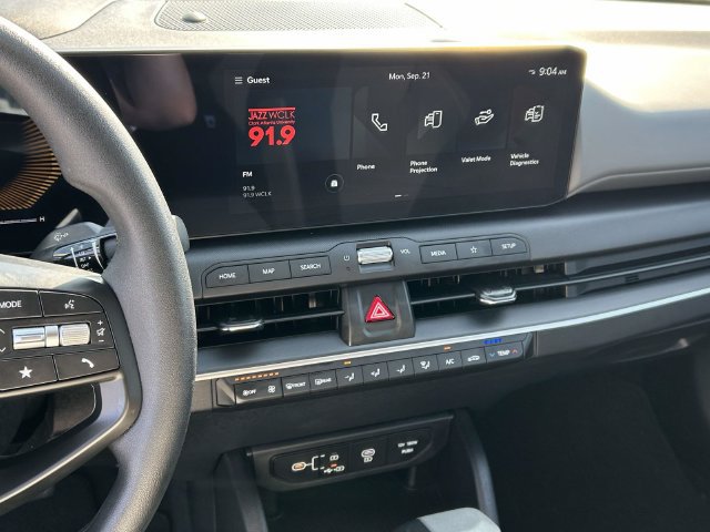 Used 2025 Kia K4 FWD image 21