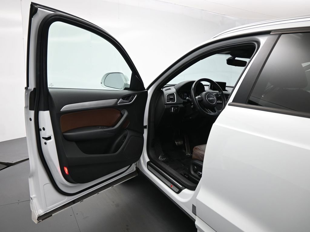 Used 2018 Audi Q3 2.0T Premium image 35