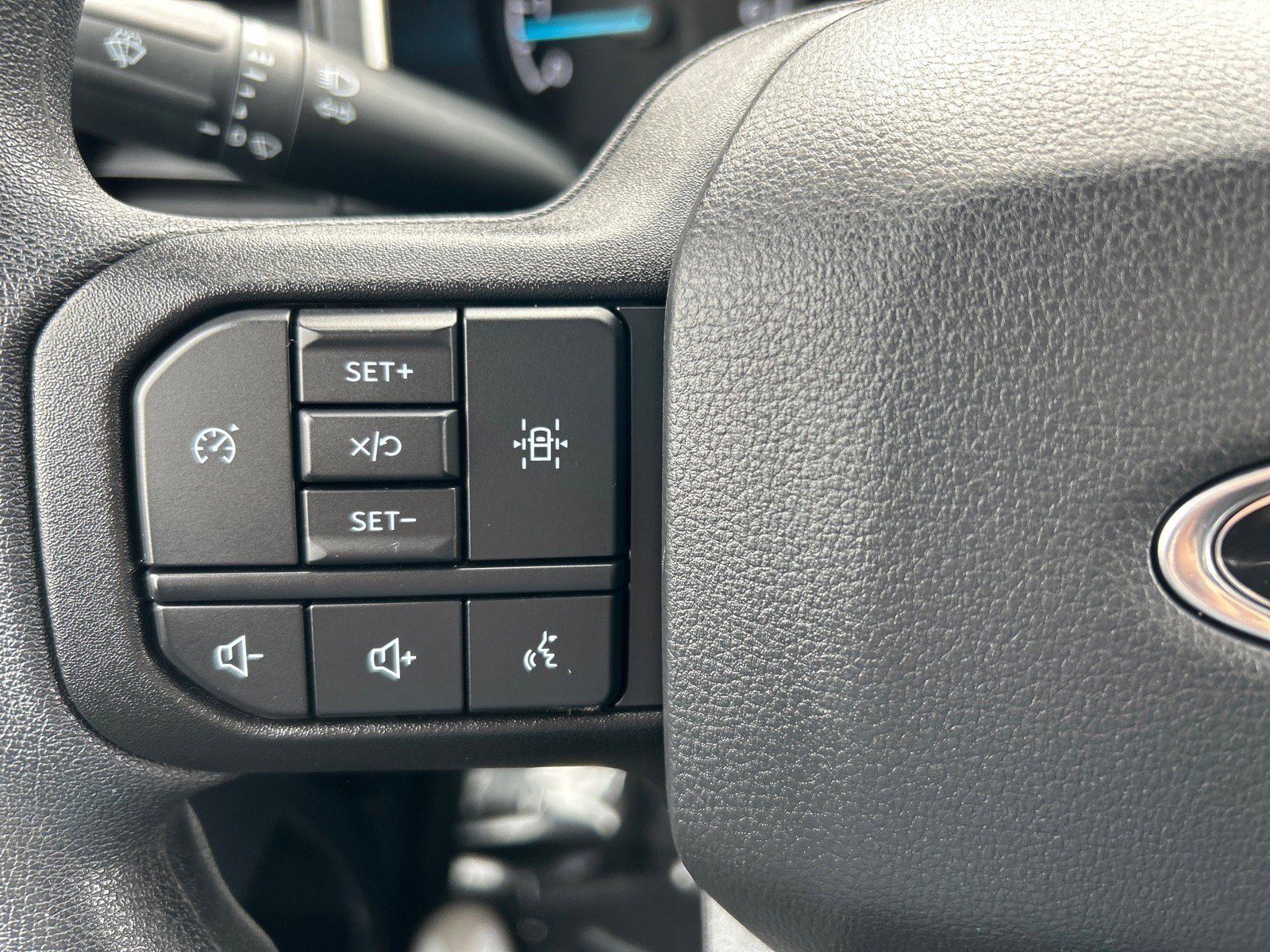 Certified 2022 Ford F150 XL w/ STX Black Appearance Package image 23